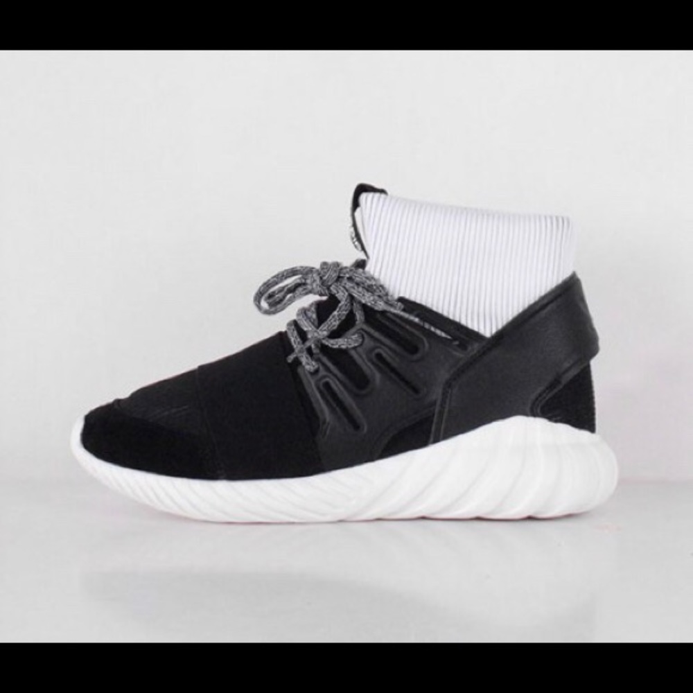 Adidas Tubular Doom Yin Yang BA7555 Black/White 12